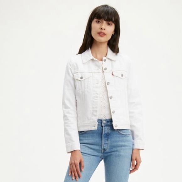 Signature by Levi Strauss Jackets & Blazers - Levi Strauss & Co Size M White Jean Jacket